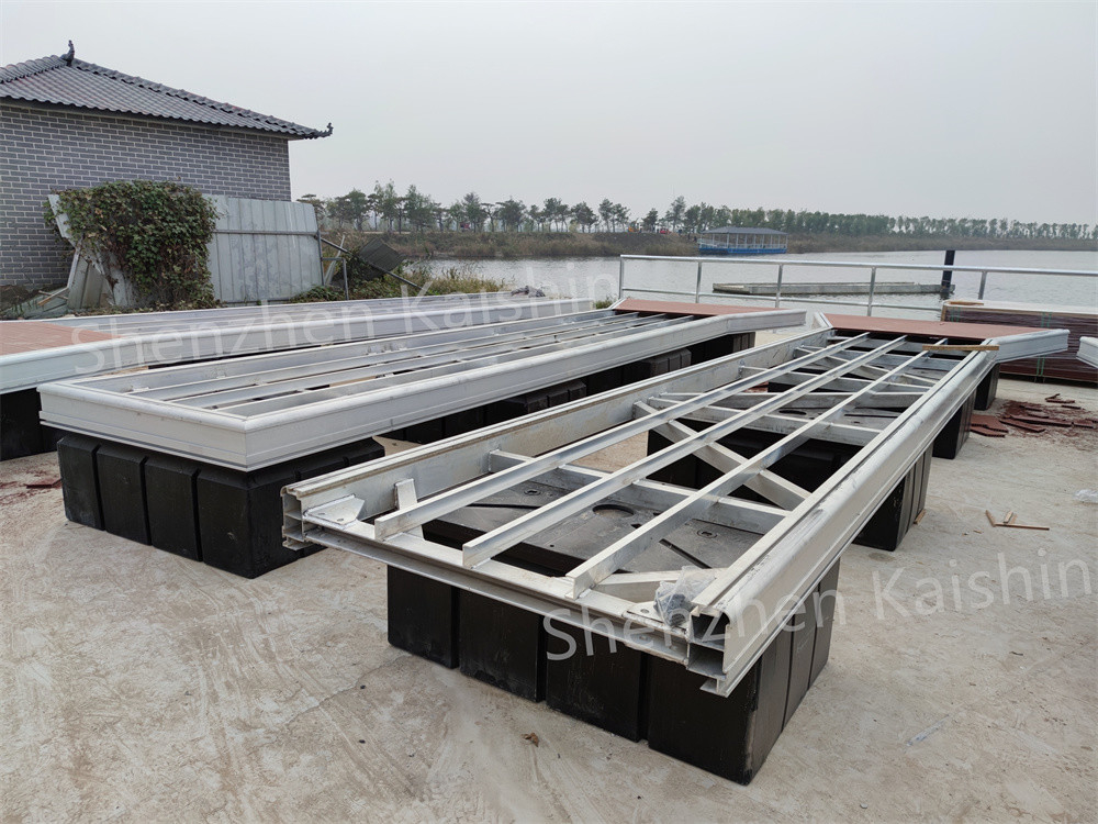 Customizable Mairne Finger Dock Aluminum Alloy 6061 T6 Floating Pontoon For Yacht Boat Use